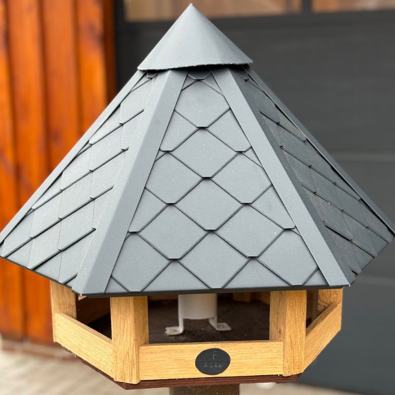 Vogelhaus mit anthrazitem Dach aus Aluminium, Standard